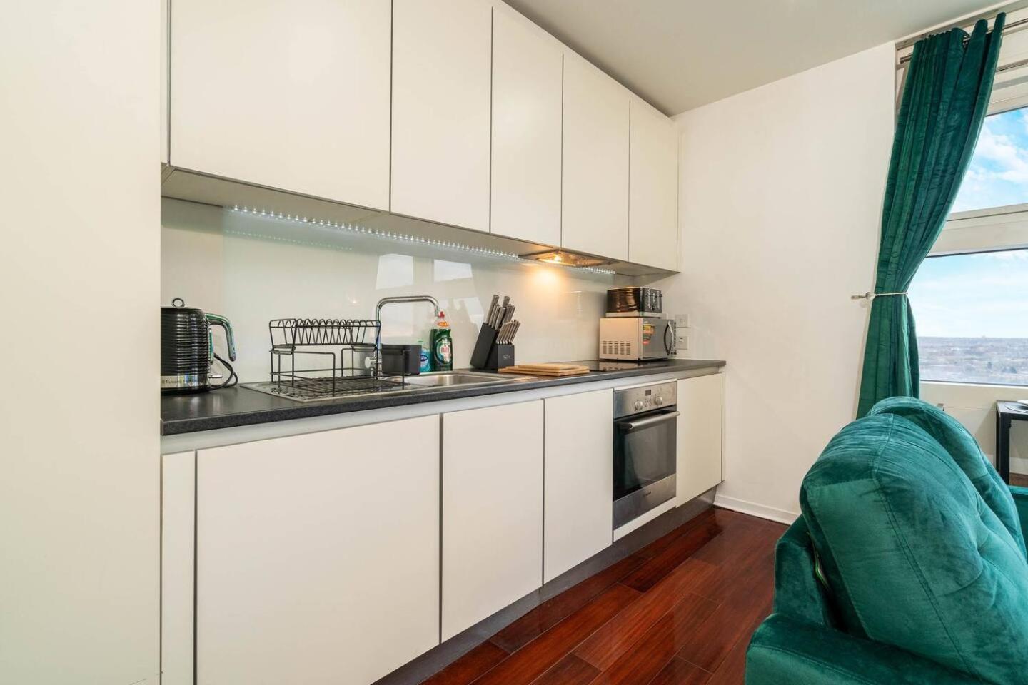 Luxury Rolex Retreat Apartment Birmingham Exterior photo